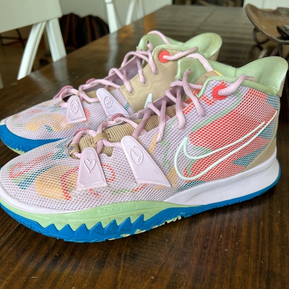 kyrie 7s nike